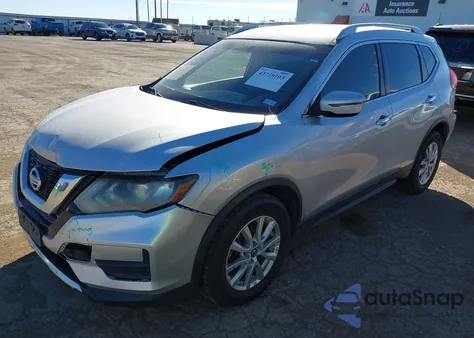 2017 Nissan Rogue Sv z USA, uszkodzony, nr VIN KNMAT2MV3HP545836